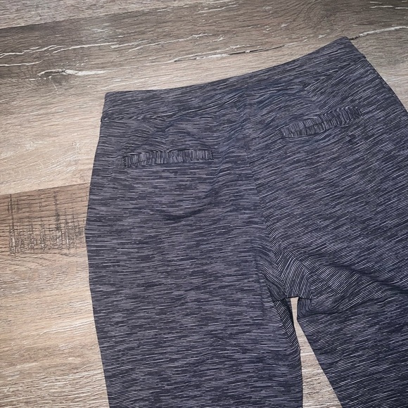 Lululemon Jet Pant Grey Jogger Style - Picture 4 of 11